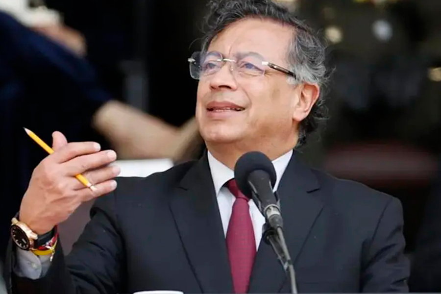 Presidente colombiano dice que Bolivia vive una «insurrección popular» y ofrece mediación ante la crisis